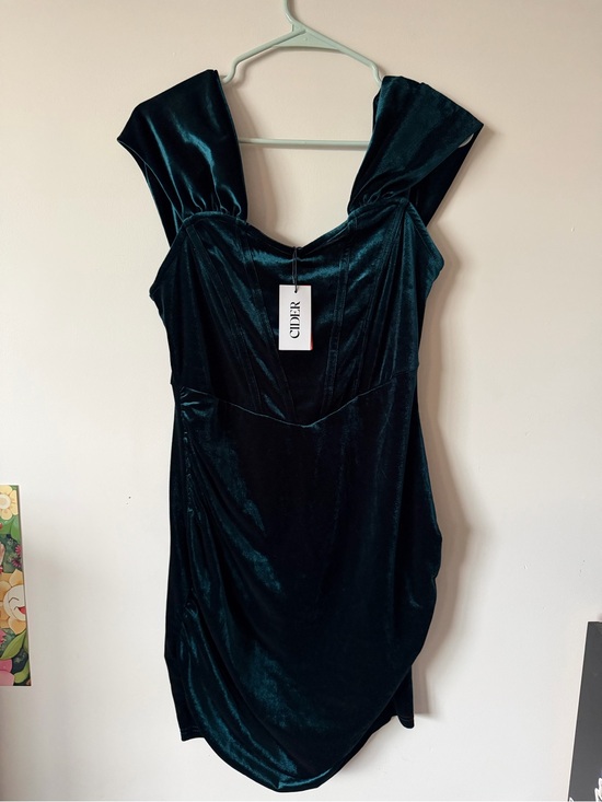 Cider Dresses & Skirts - Cider Deep Emerald Velvet Midi Dress